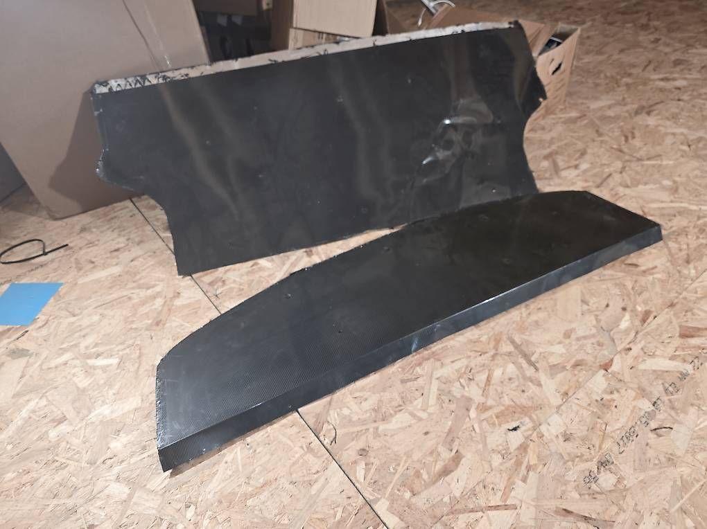 Alle Autoersatzteile: rear trunk divider panel Mitsubishi Lancer Evolution 7 8 9 – Gebraucht aus Schlatt TG von dev_5pfh 1