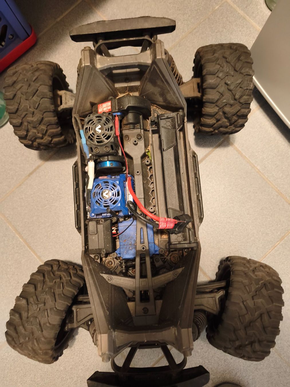 RC Monstertruck Traxxas Maxx gebraucht guter Zustand (Gebraucht) in ...