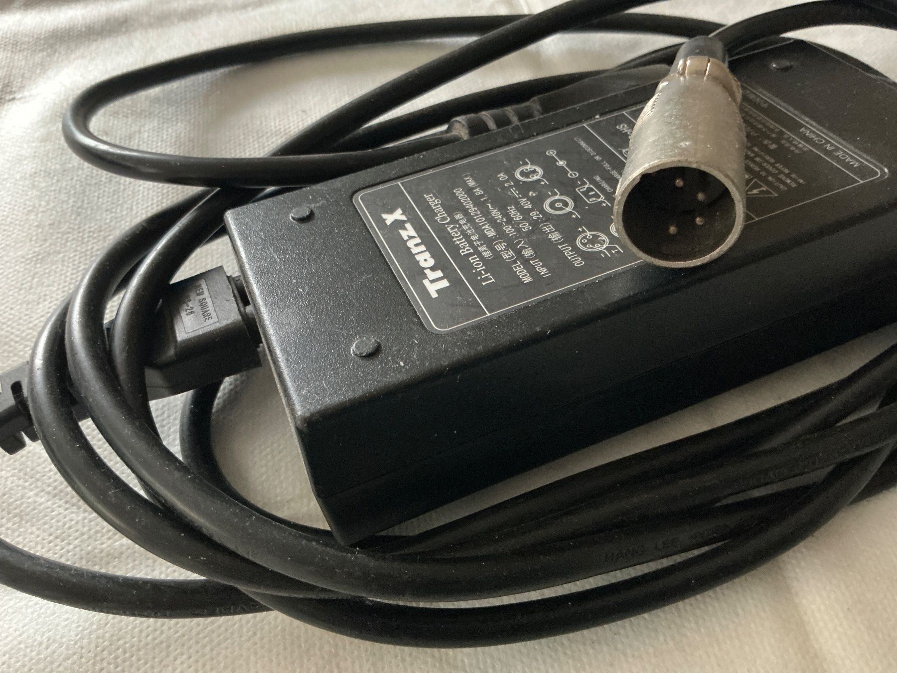 Chargeurs: Ladegerät zu TransX – D'occasion à Münsingen par ernstzehr 1