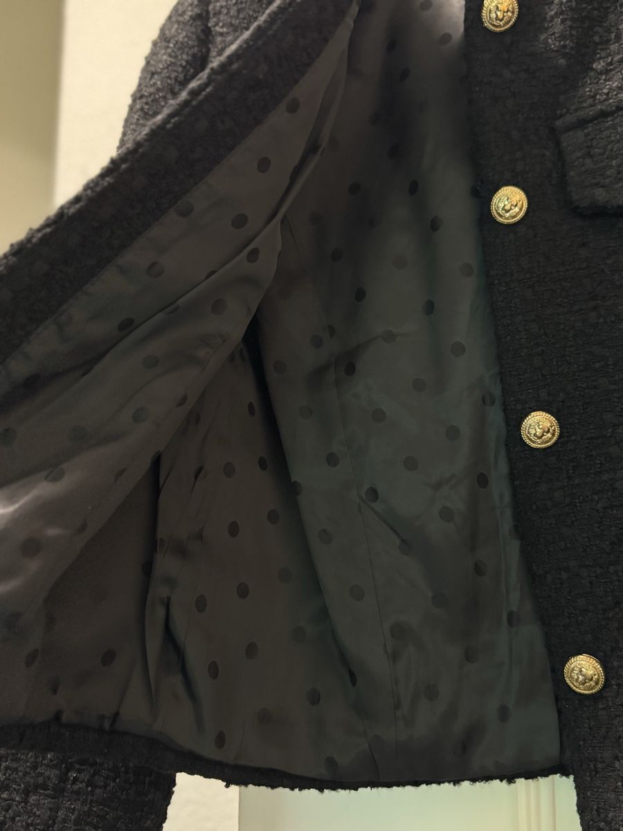 Giacche: Black Size xs Gold Buttons – Usato da Zürich venduto da Anastasiya_g 3