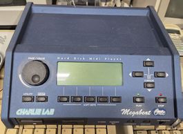 Charlie Lab Megabeat One - Hard Disk Midi Player mit Floppy