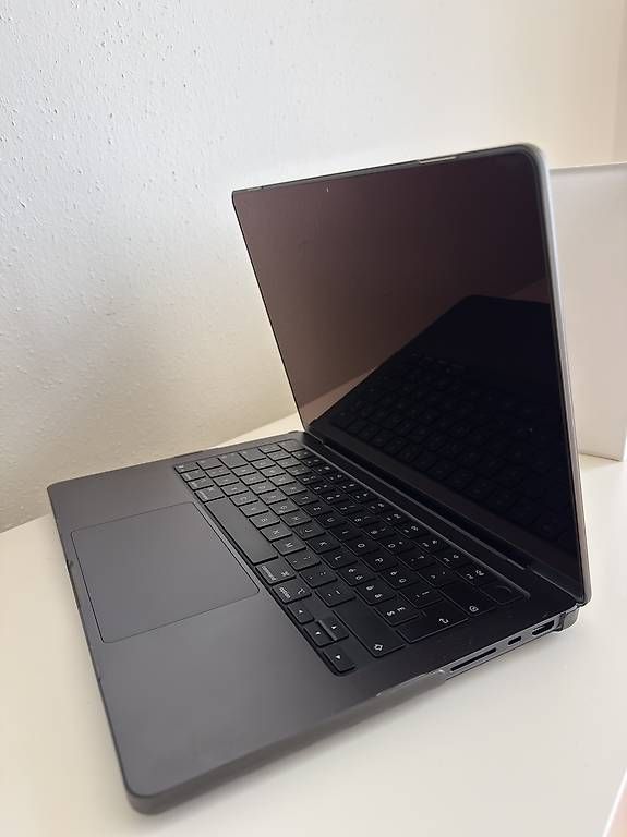 Notebook: Apple MacBook Pro 14,2 2026 M5 Pro Chip  – Usato da Zürich venduto da 2-m. 2