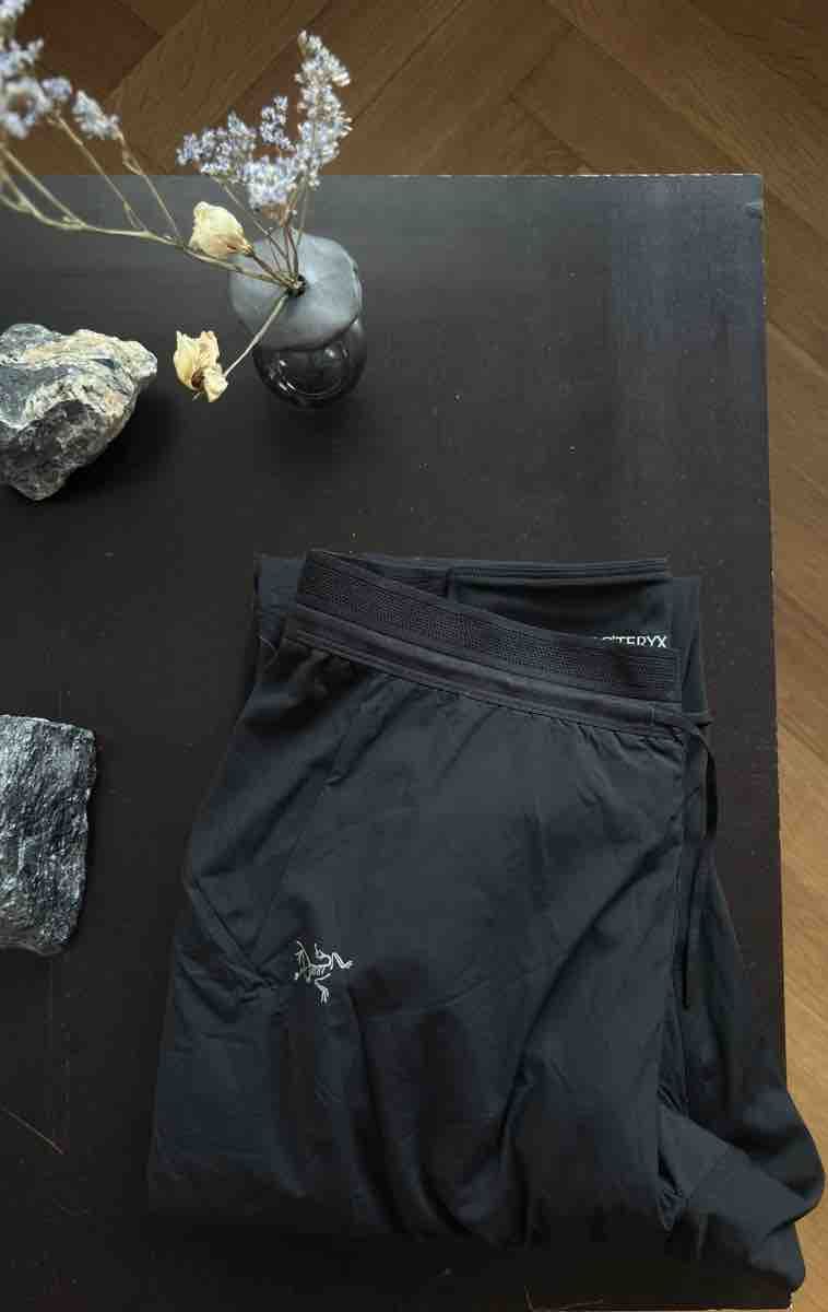 Arcteryx Hosen: Arc'teryx Winter Trail Pants – Neu (gemäss Beschreibung) aus Zürich von stwl