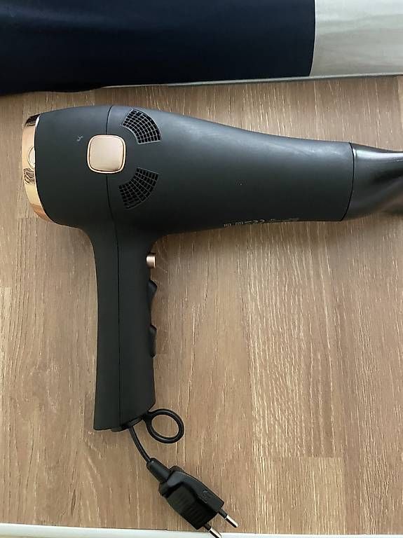 Sèche-cheveux: Haarföhn – D'occasion à Thalwil par Meike12 1