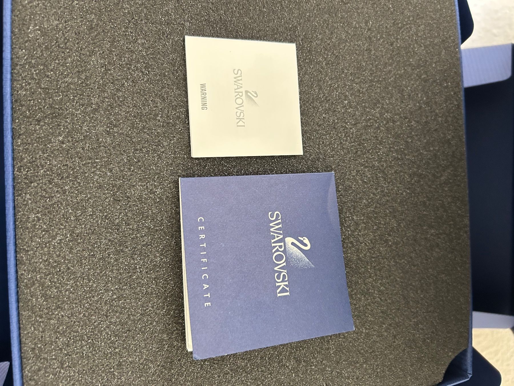 Swarovski Statuette: SWAROVSKI  Sammlung Auflösung  LÖWENMUTTER  2016 – Nuovo (secondo la descrizione) da Olten venduto da Pablo7 8