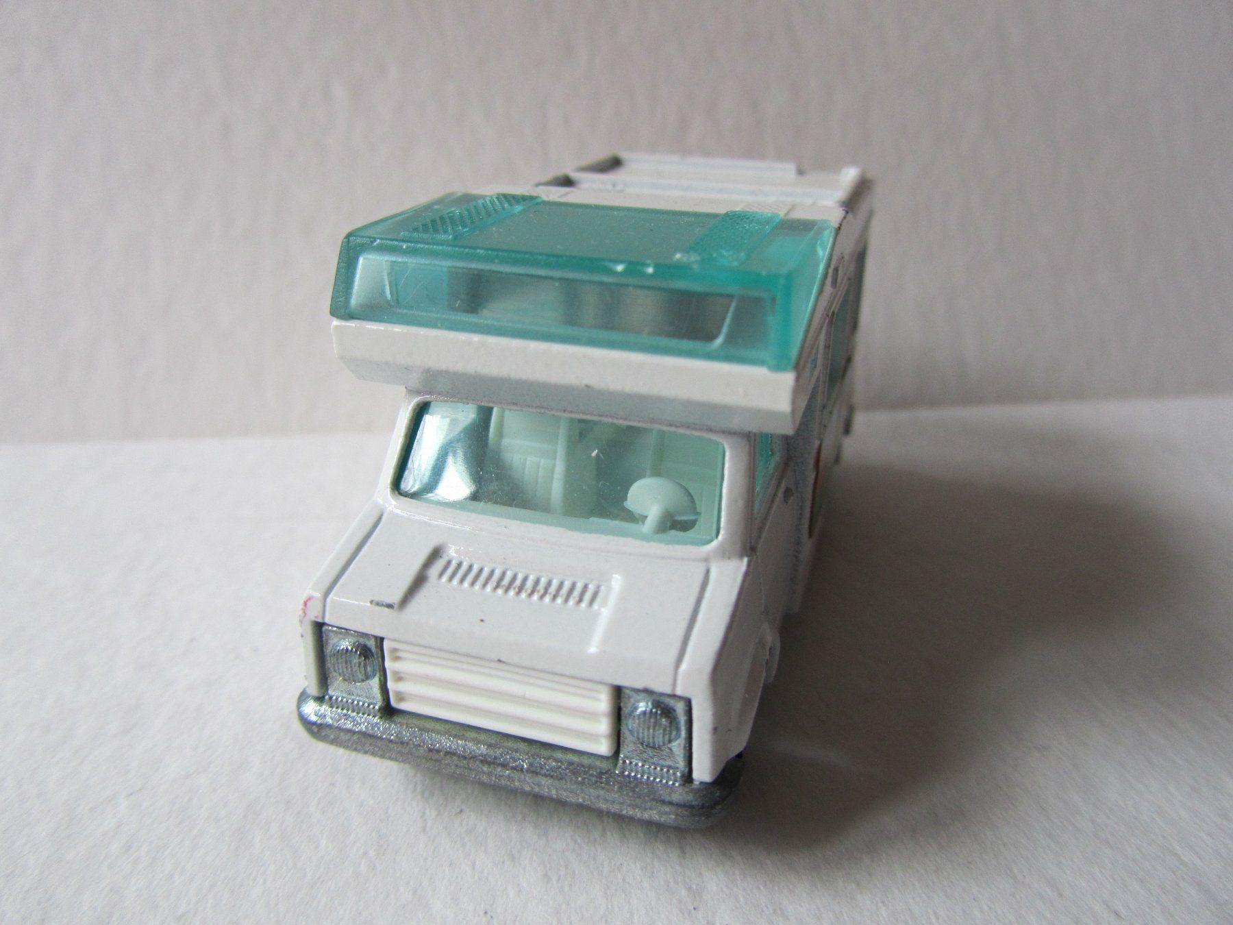 Majorette Modellini d'auto: Fourgon Camper, majorette France – Usato da Weiningen ZH venduto da dietsch57 1