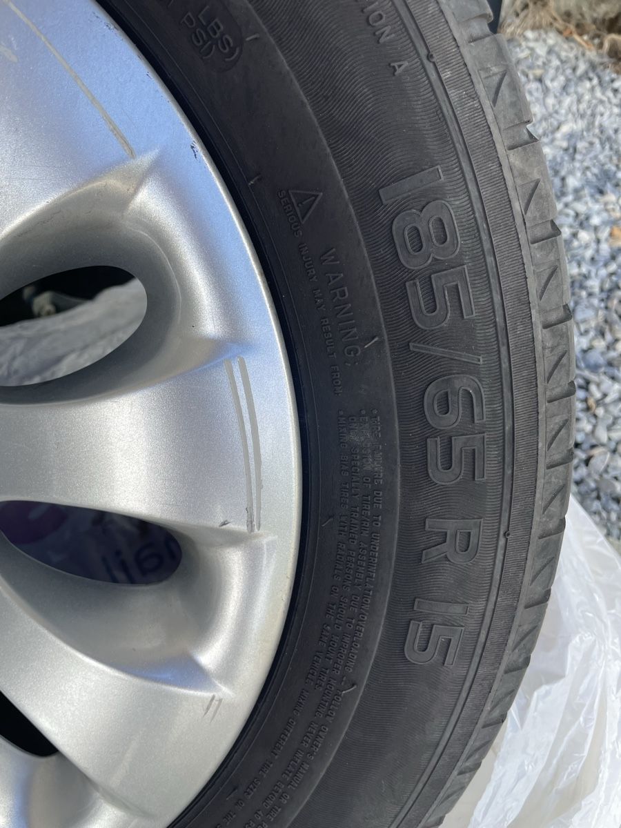 Citroën Cerchioni: Jeu de 4 jantes pour Citroën.  – Usato da Martigny-Croix venduto da jen_t9fp 1