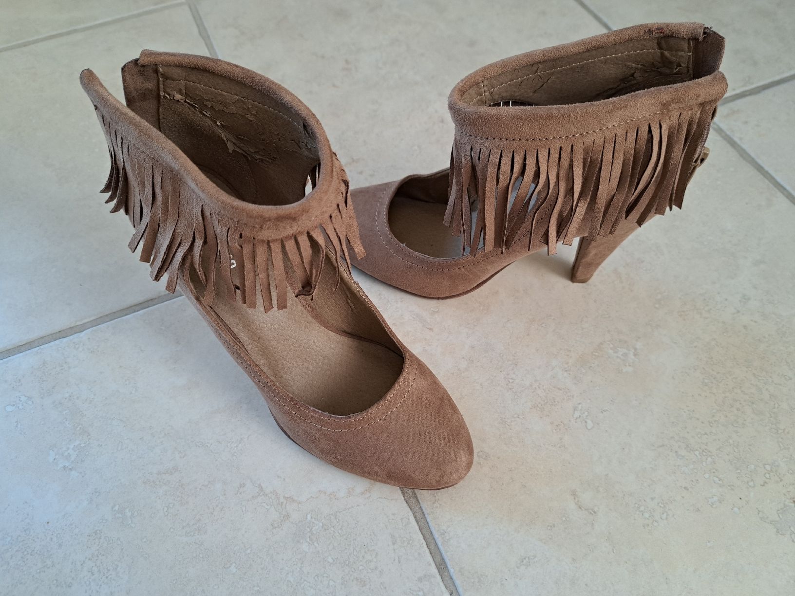 Graceland Damenschuhe: Damenschuhe Graceland mit Fransen Grösse 36 – Neu (gemäss Beschreibung) aus Jona von cel_s8jx 1