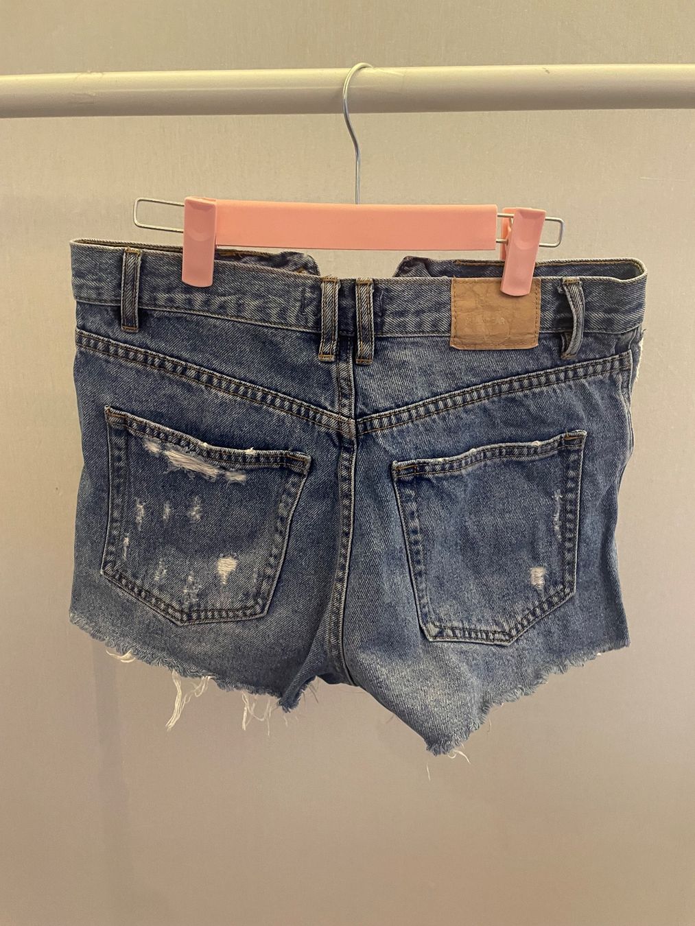 Pull&Bear Pantaloni: Pull&Bear Jeans Shorts, Gr. 38, Destroyed Look, Sommer! – Usato da Wollerau venduto da Poschro68 1
