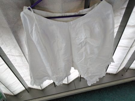 ANTIKE  DAMEN UNTERHOSE