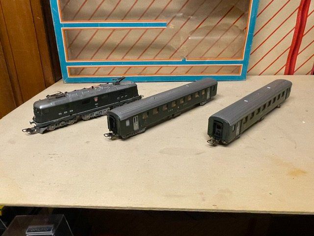 Lima Modellini di ferrovie: Startpackung der SBB Lima  Spur H0 – Usato da Rudolfstetten venduto da Rrst1968 1
