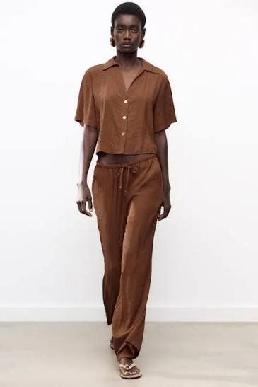Zara Kleiderpakete: Zara Matching Set (Kurzarmhemd + Hose) – Gebraucht aus St-George von alaixee