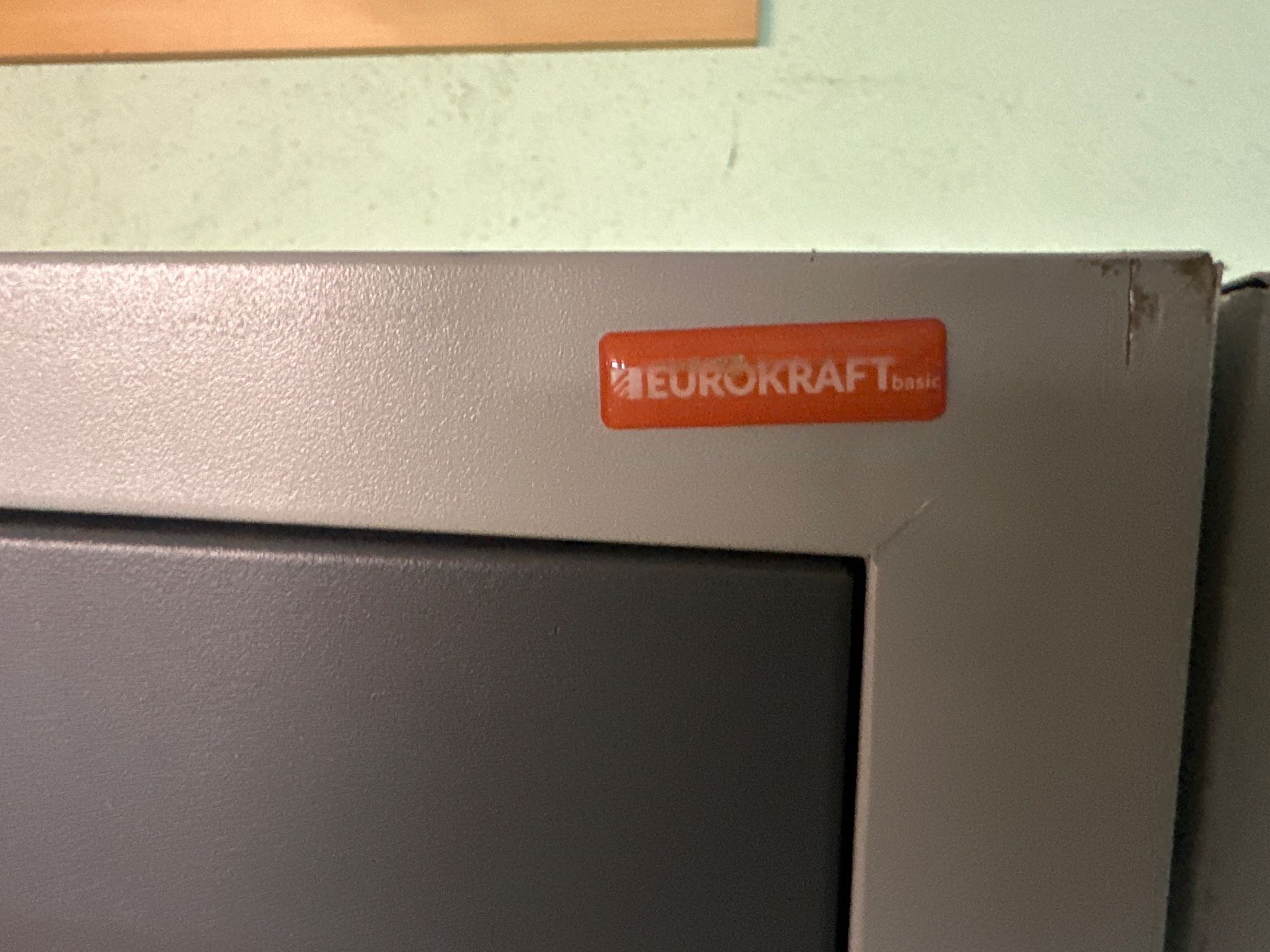 Guardaroba: neuer Z-Spind Amsterdam eurokraft basic statt 445.- – Nuovo (secondo la descrizione) da Necker venduto da liq24 2