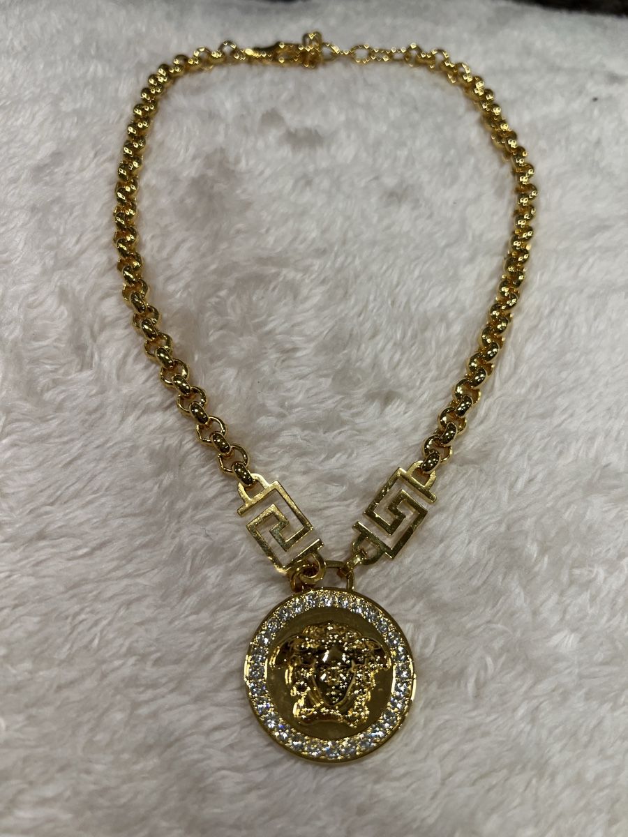 Versace Ketten: Versace Kette – Neu (gemäss Beschreibung) aus Ramlinsburg von Jessi1988