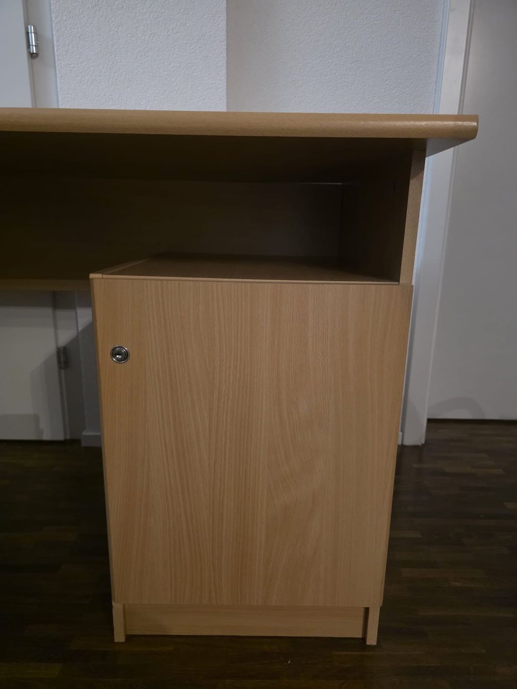 Scrivanie: Bureau avec espace de rangement – Usato da Biel/Bienne venduto da ang_t57h 2