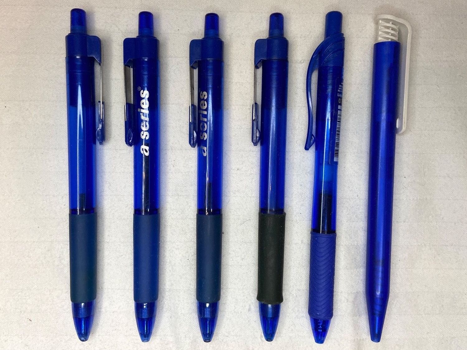 Stifte & Marker: 6 Kugelschreiber (blaue Tinte) – Gebraucht aus Zürich von dedasiba 1