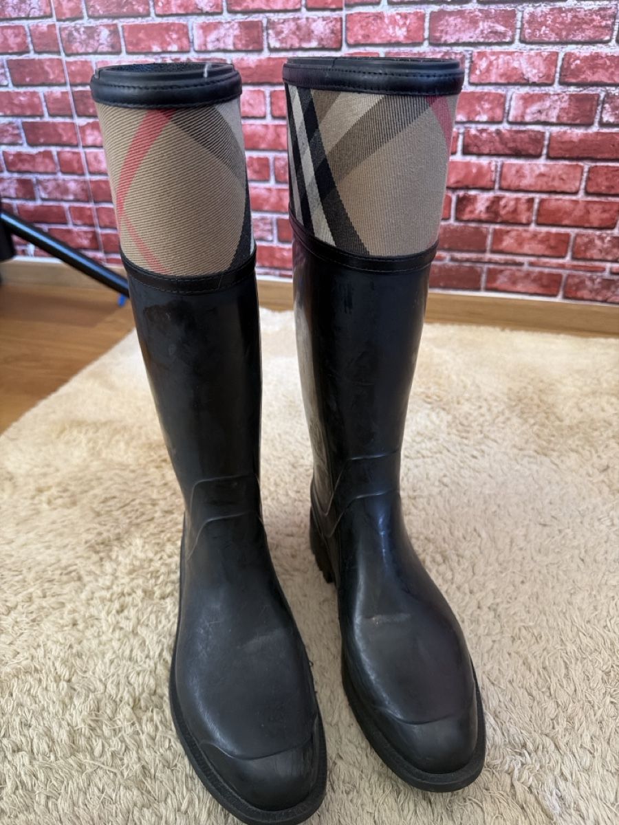 Burberry Scarpe da donna: Burberry rain boots – Usato da Hausen AG venduto da nik_9sg2 2