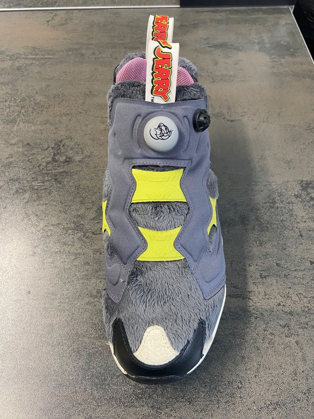Reebok Scarpe da uomo: REEBOK pump x Tom and Jerry Sneakers – Usato da Auvernier venduto da Tatel2012 3