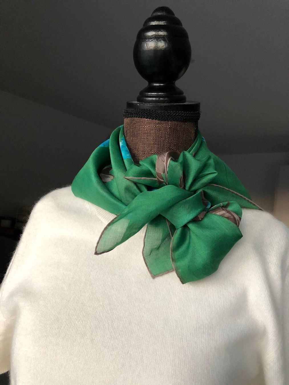 Foulard & Sciarpe: Wunderschön Foulard handrolliert – Nuovo (secondo la descrizione) da Winkel venduto da Glamour4You 3
