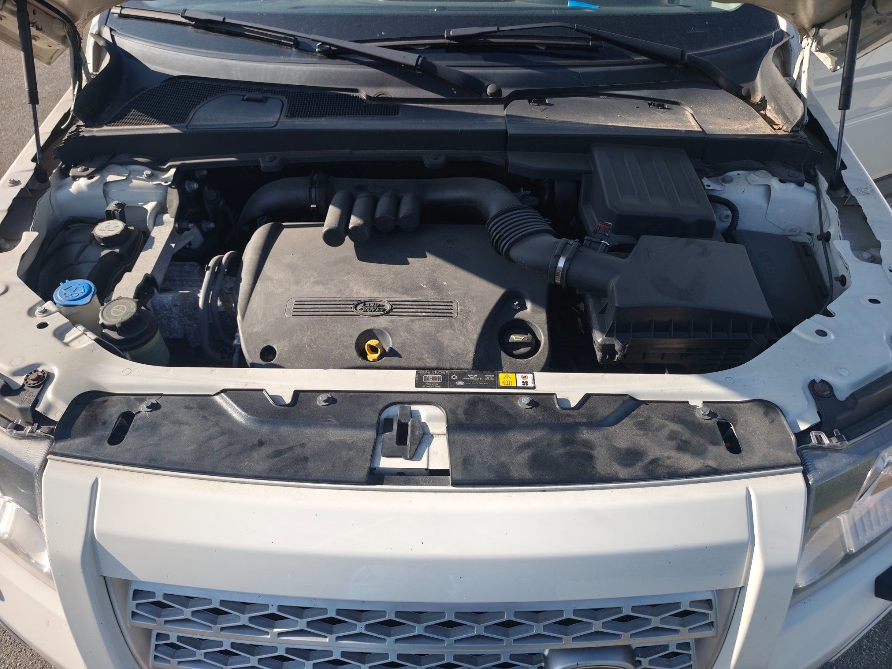 Land Rover Automobili: Land Rover 2.2 Diesel – Usato da Wangen bei Olten venduto da vch_m5z7 5