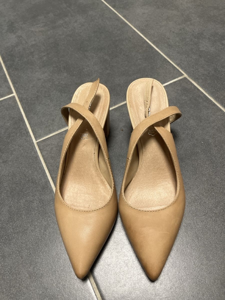 Roberto Santi Scarpe da donna: Roberto Santi gr 38 – Usato da Pfyn venduto da schwalbe10