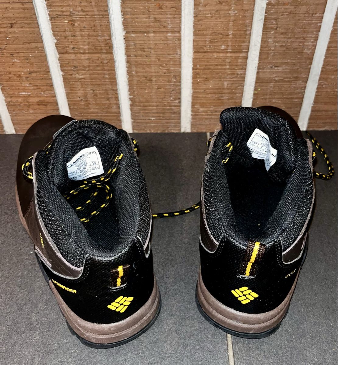 Columbia Scarpe per ragazzi: Robuste Columbia Kinder Wanderschuhe Gr 35 – Usato da St. Gallen venduto da Starlord77 3