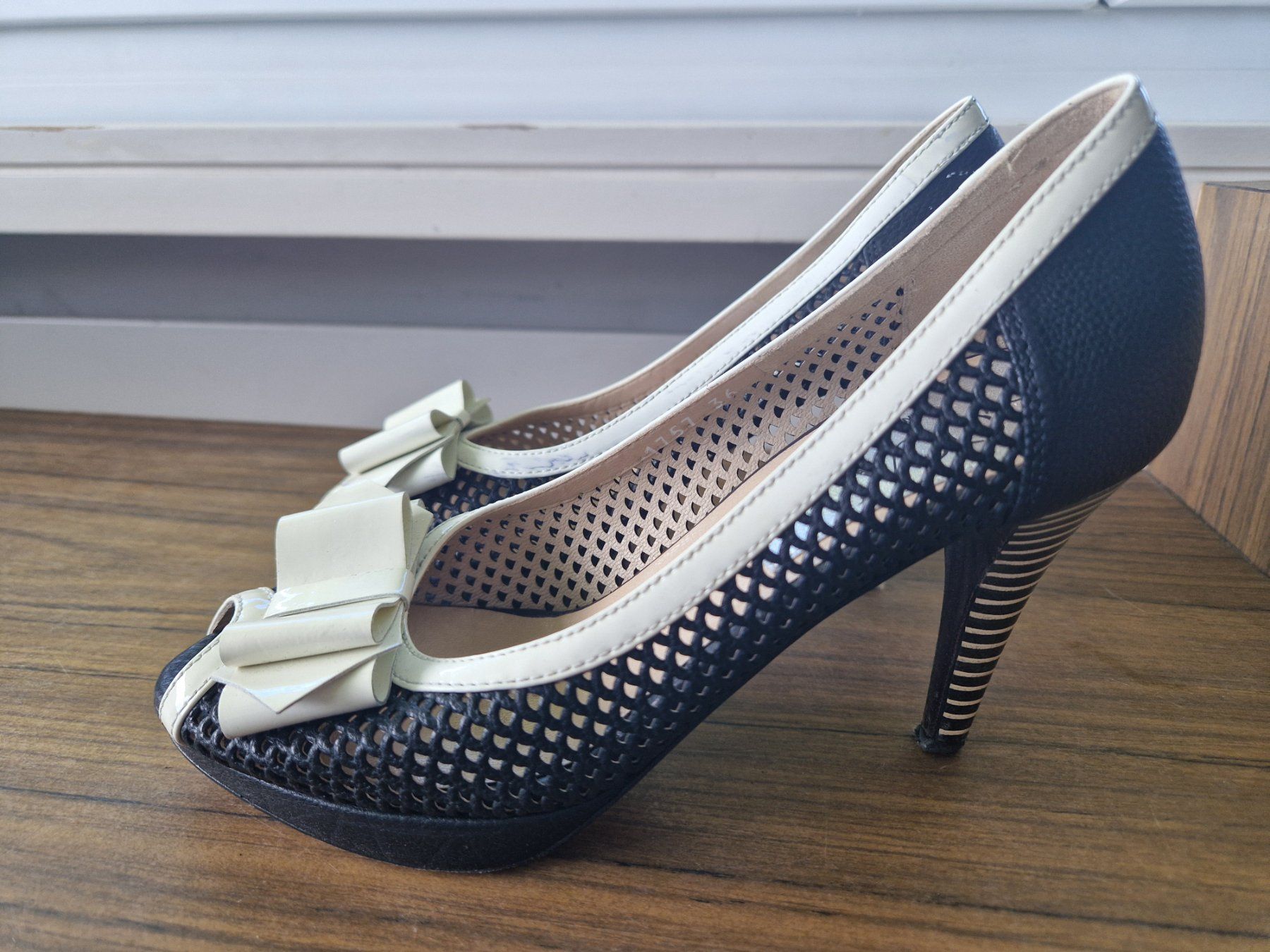 Scarpe da donna: Sandalen Peeptoe Vintage – Usato da Mörschwil venduto da wunderkiste44 3
