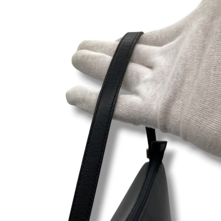 Burberry Taschen für Damen: Original Burberry Handtasche - schwarz, Leder – Gebraucht aus Andwil SG von Kaltbrunner 9