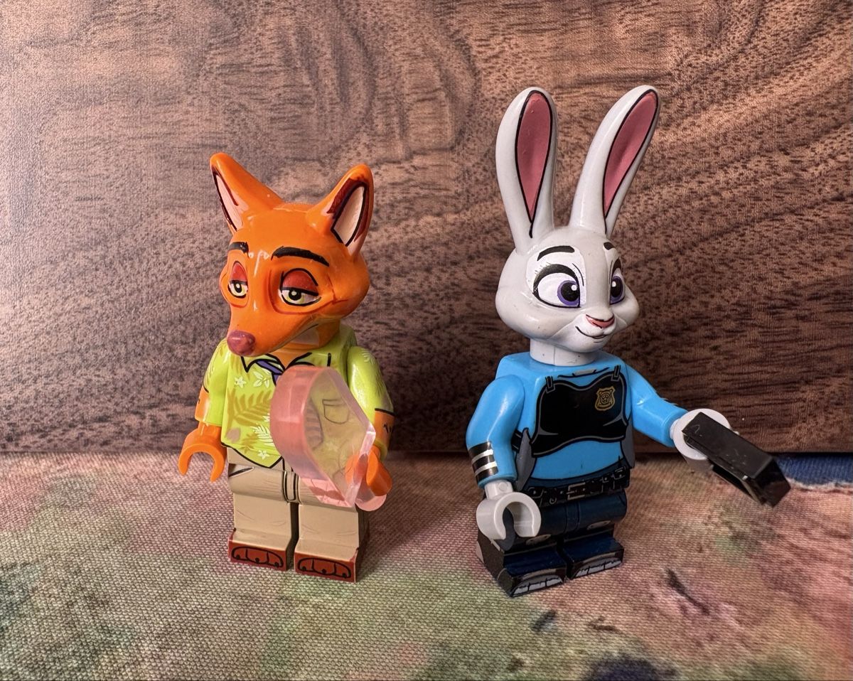 Kit di costruzioni: Zootopia buildable minifigures – Usato da Cugnasco venduto da Nexprex 3