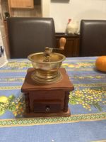 Moulin à café manuel vintage en bois – neuf”