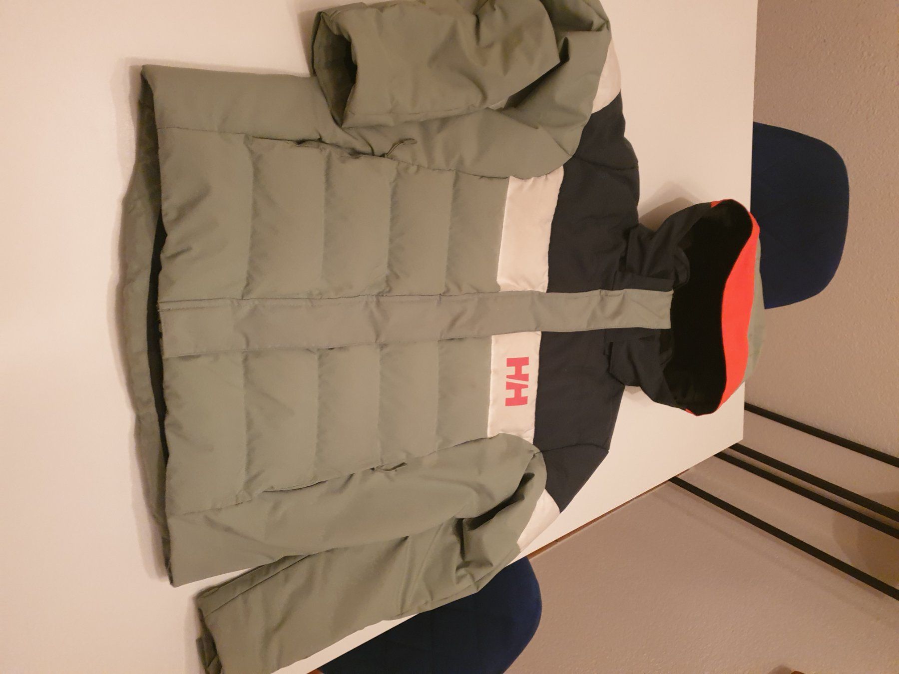 Helly Hansen Giacche & Cappotti: Helly Hansen Daunenjacke Gr. 164 – Usato da Uster venduto da Manu807