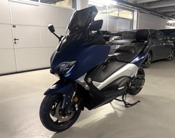 Yamaha T-max 530 DX