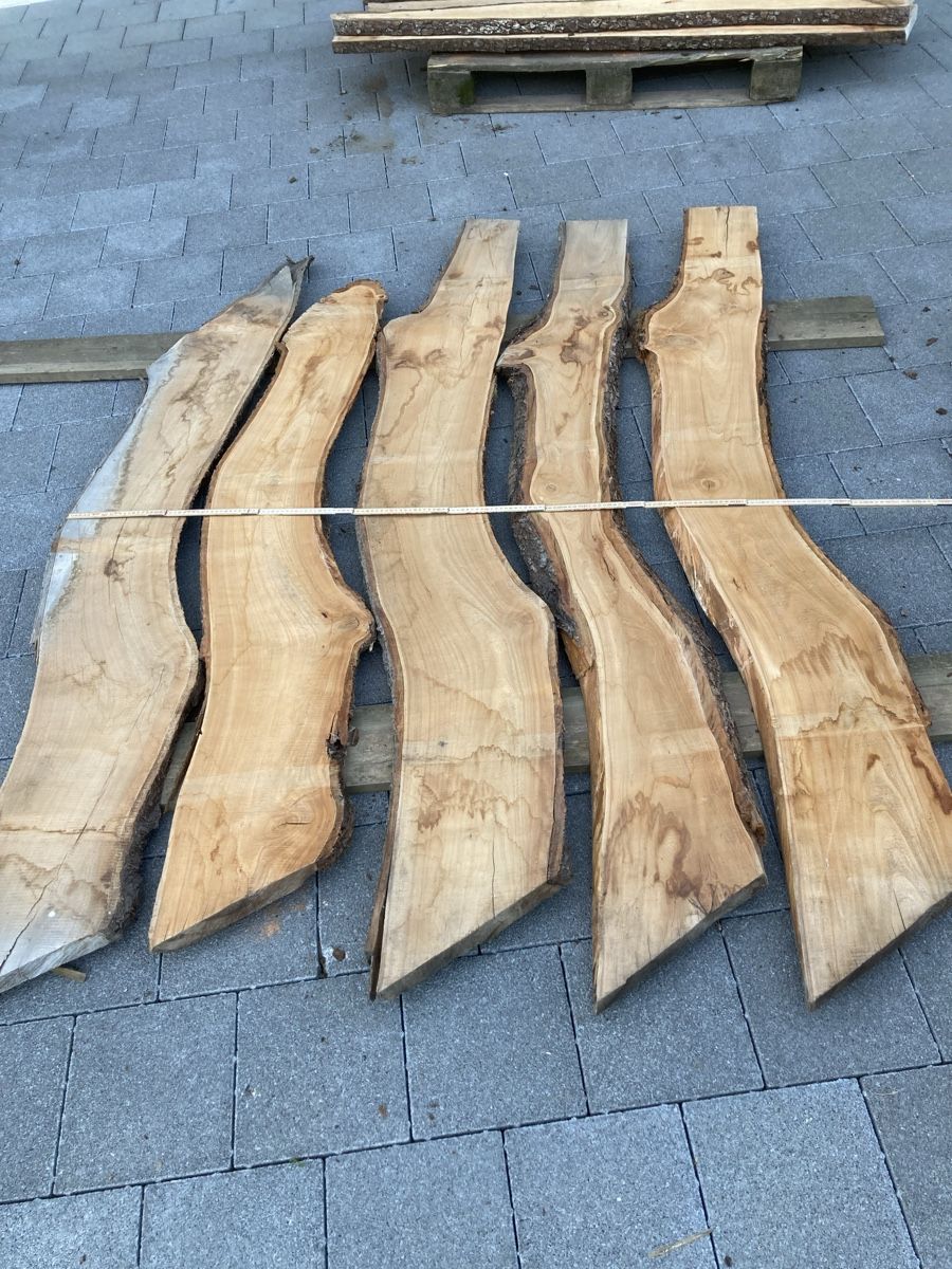 Articoli in legno: Kirschbaumbretter – Usato da Luthern Bad venduto da Peter686