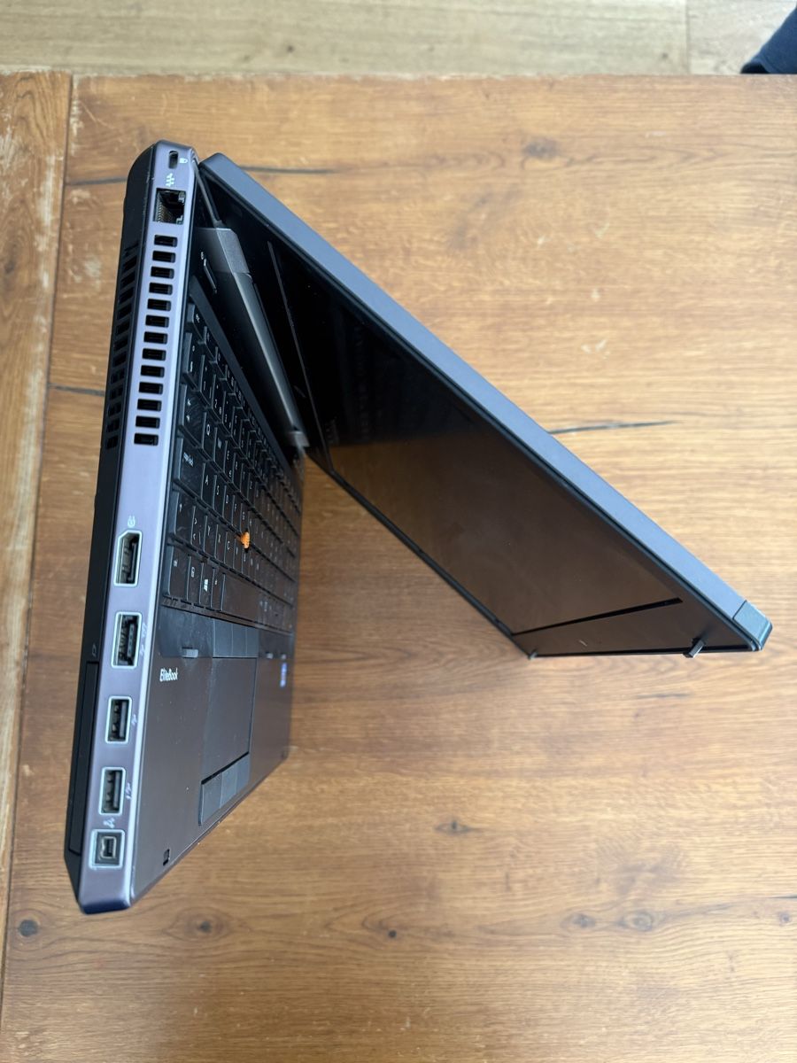 Hewlett Packard Notebooks: HP EliteBook 8570w – Defekt aus Riddes von panchaud-e 3