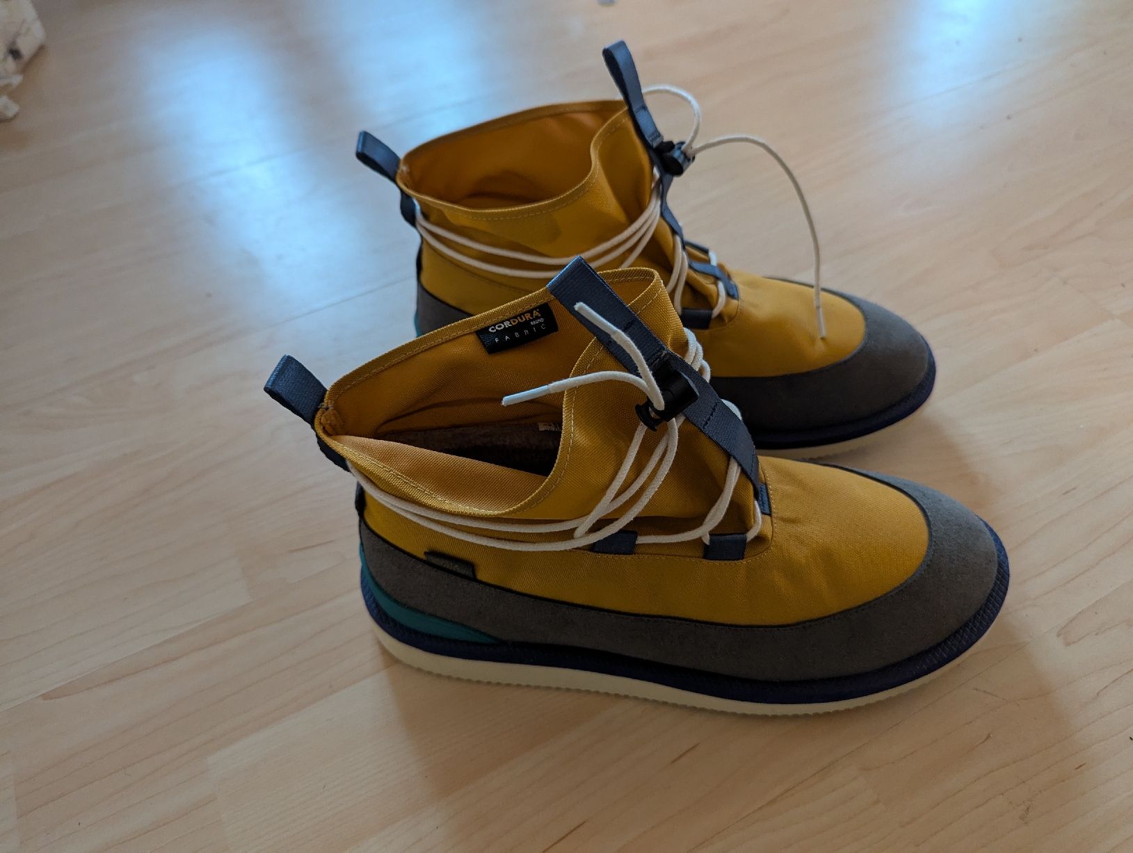 Scarpe da uomo: Suicoke "Hobbs" Boots, Unisex 42 – Usato da St. Gallen venduto da mic_6g5v