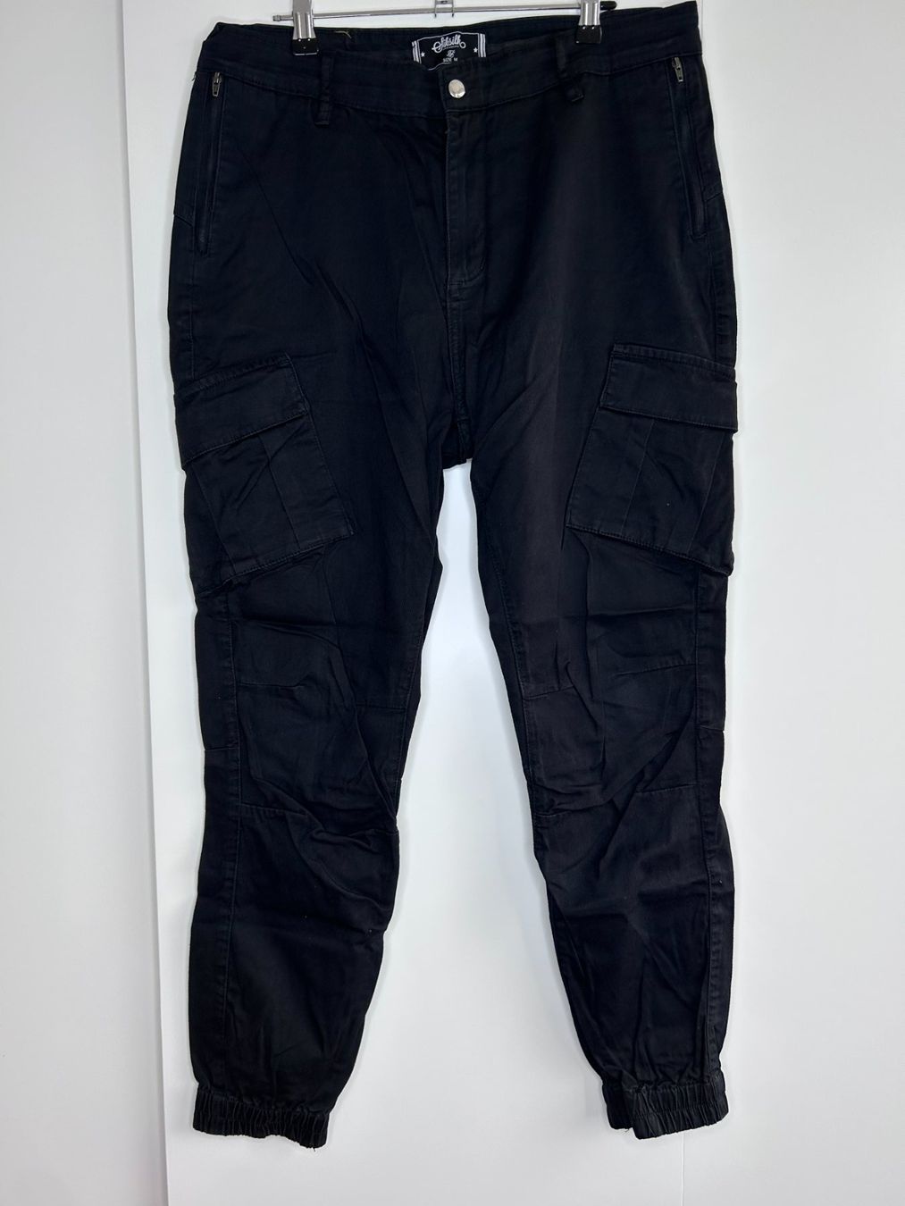 Siksilk Pantaloni: Siksilk Cargohose – Usato da St. Gallen venduto da look-twice