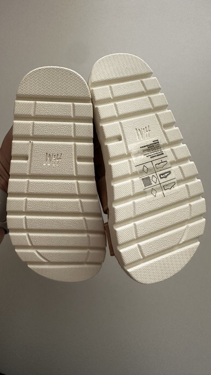 H&M Scarpe per ragazzi: H&M Sandals - Size 23 – Nuovo e nell'imballaggio originale da Zürich venduto da KrisZH 2