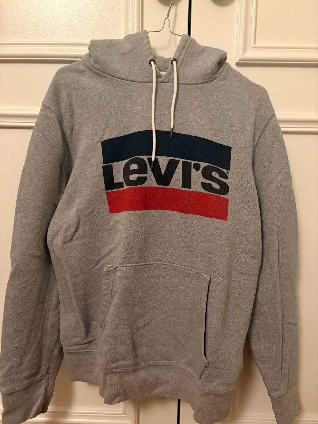 Levi's Maglioni & Felpe: Sweat à capuche - Levi's - S – Usato da Lausanne venduto da tiag