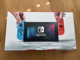 Nintendo Switch / 1. Generation / + Pro Controller / + Case 