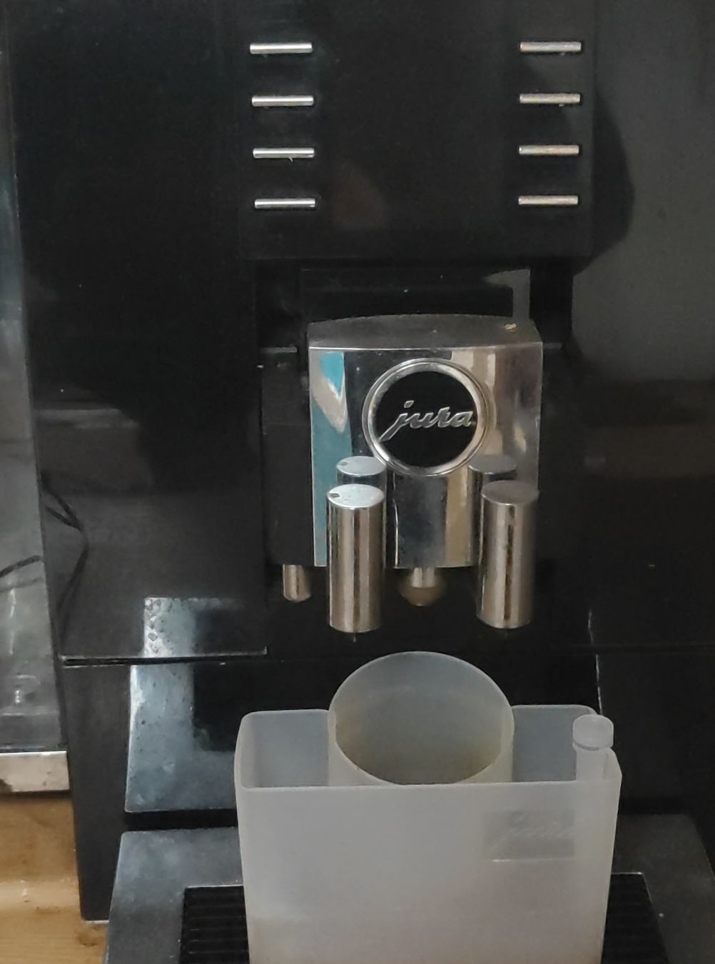 Jura Machines à café & Machines à expresso: Jura z6 machine à café – D'occasion à undervelier par fortuna470 1