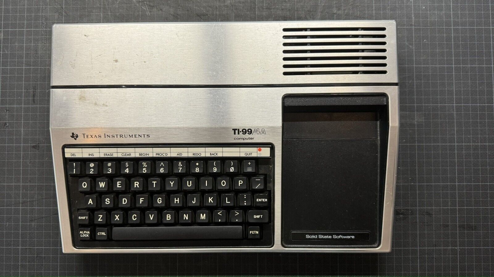 Texas Instruments PCs: Computer Texas Instruments TI99/4A aus 1980er Jahren, OVP – Gebraucht aus Cham von  1