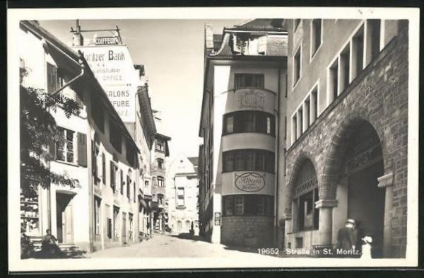 Cartes postales: St. Moritz, Strassenbild, div. Geschäfte, um 1920 – D'occasion à Frauenfeld par POML