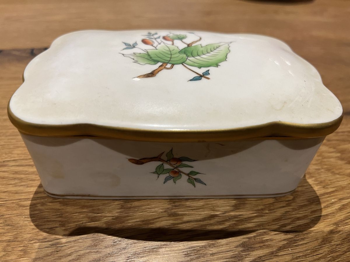 Herend Zuccheriere: Herend Zuckerdose – Usato da Steffisburg venduto da Bird304