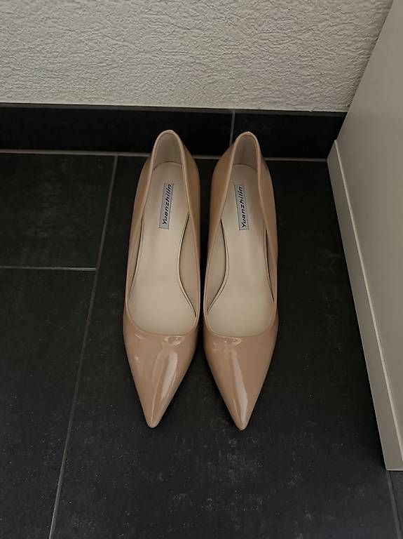 Chaussures femmes: Beige Pumps – D'occasion à Unterentfelden par mue_5mln 1
