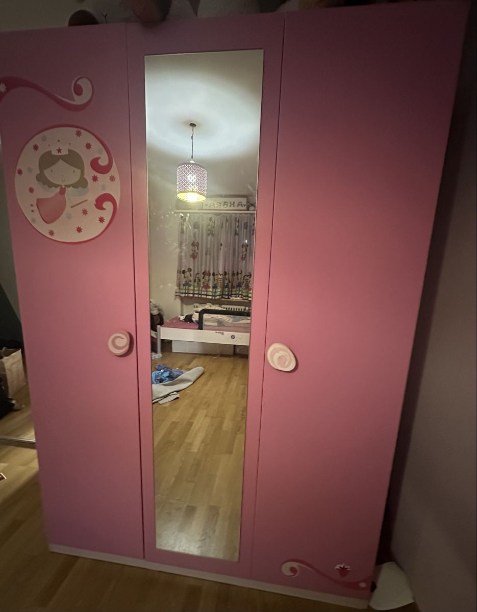 Letti: Kinderzimmer von pfister – Usato da Dietikon venduto da Loryambra
