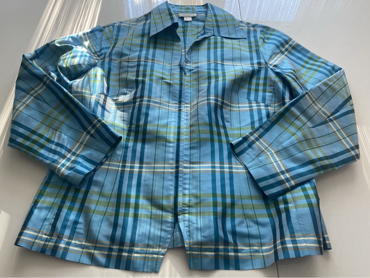 Peter Hahn Camicette: Peter Hahn 100% Seiden Bluse 🌸 – Usato da Opfikon venduto da Luis144