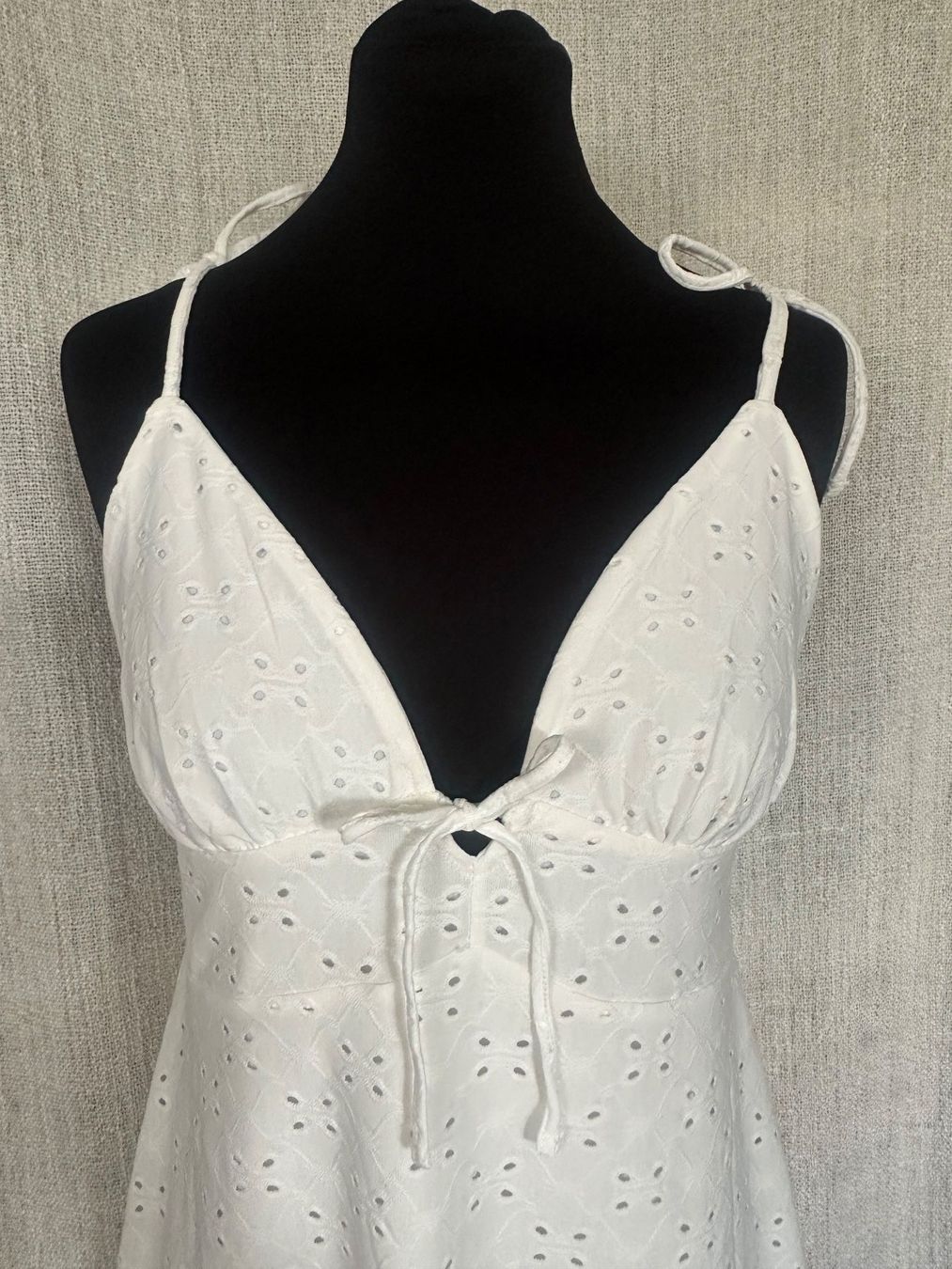 H&M Robes: Romantisches Sommerkleid von H&M Gr. 38 – D'occasion à Muri AG par Shoshana5 1