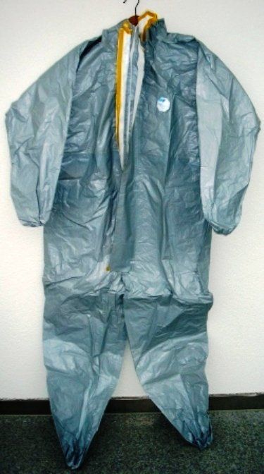 Componenti elettronici: 1Stk. TYVEK Protec PlusC,CE0516,bis 5Bar – Usato da Walterswil SO venduto da Fundort 1