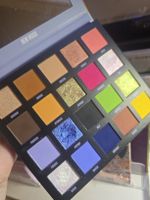 Beautybay New Mood Palette - 20 Farben Lidschatten
