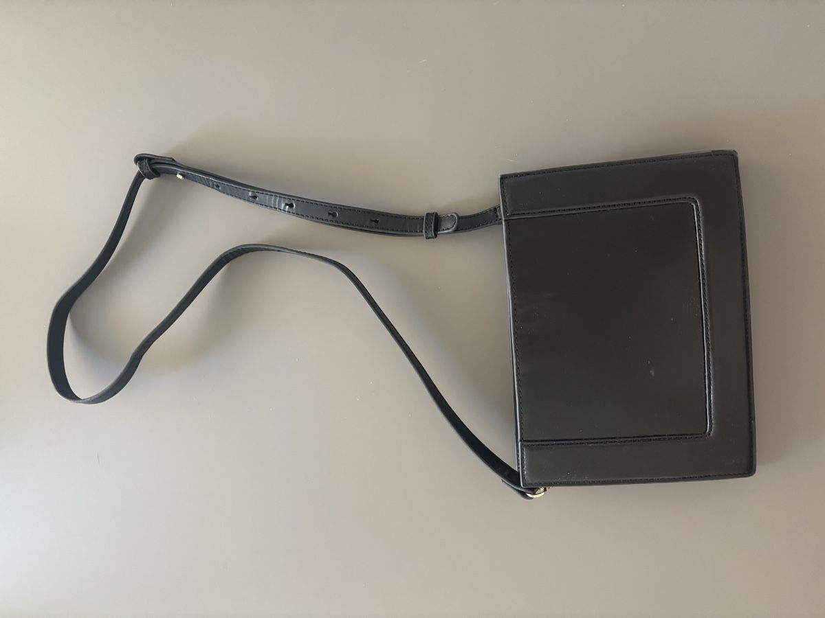 Taschen für Damen: Schwarze Damen Umhängetasche Leder  – Gebraucht aus Geroldswil von ele_7hkp 2